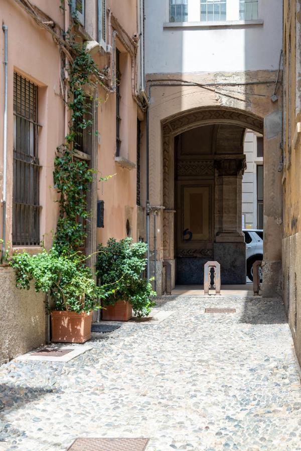 Centro Storico • Wi-Fi, Netflix E Terrazzo Apartment Pavia Ngoại thất bức ảnh